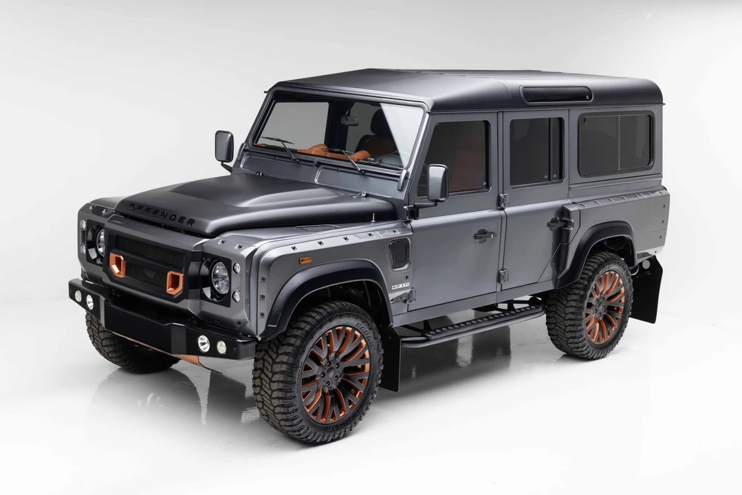 1993 Land Rover Defender 110 - Image 4 of 31