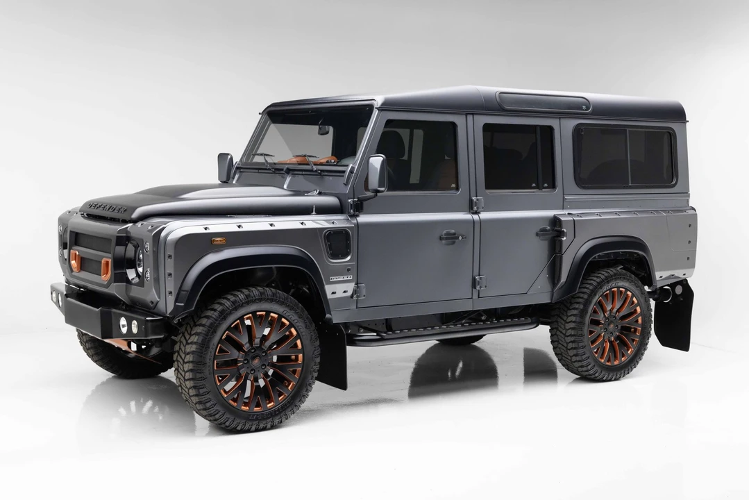 1993 Land Rover Defender 110 - Image 2 of 31