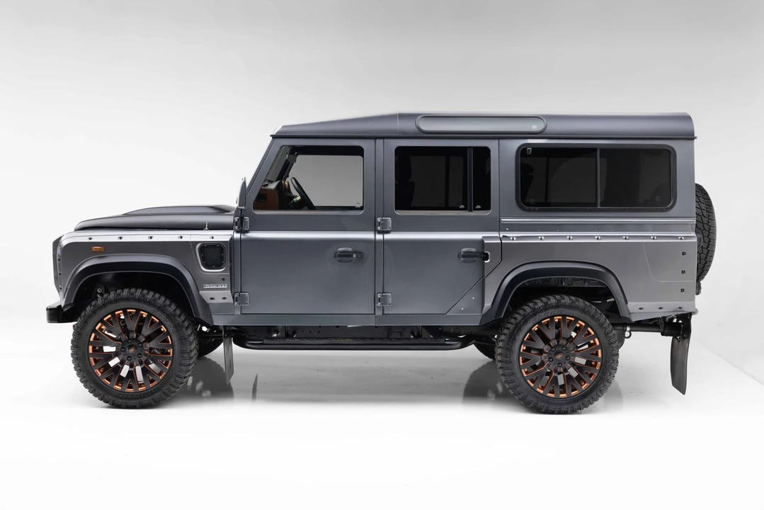1993 Land Rover Defender 110 - Image 11 of 31
