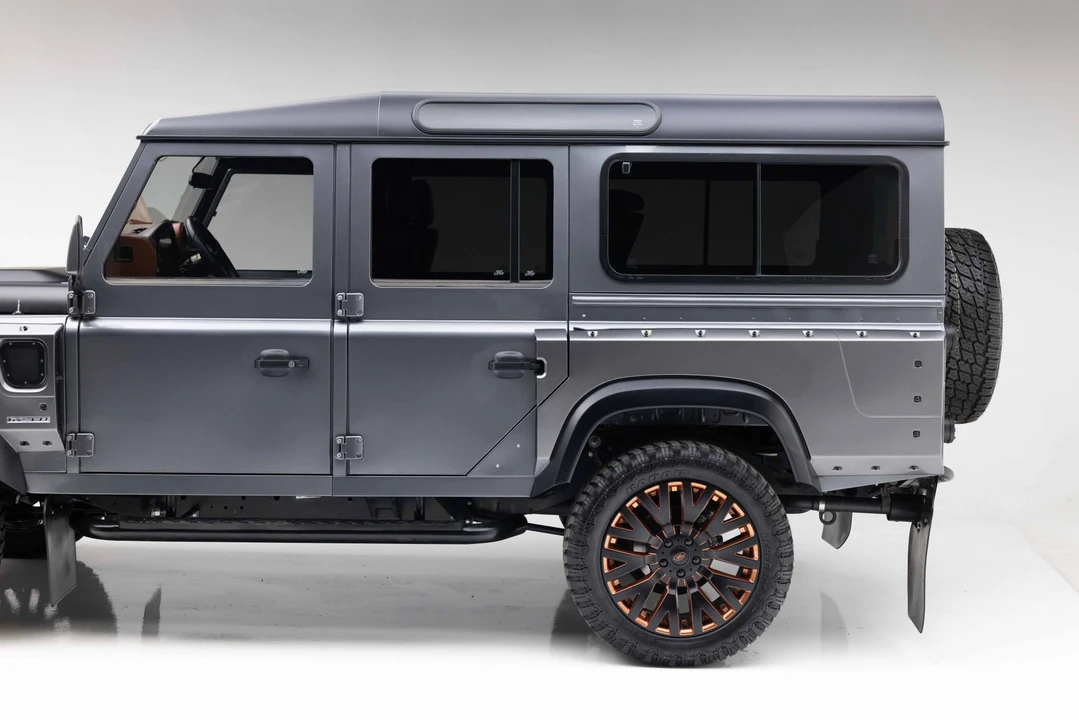 1993 Land Rover Defender 110 - Image 31 of 31