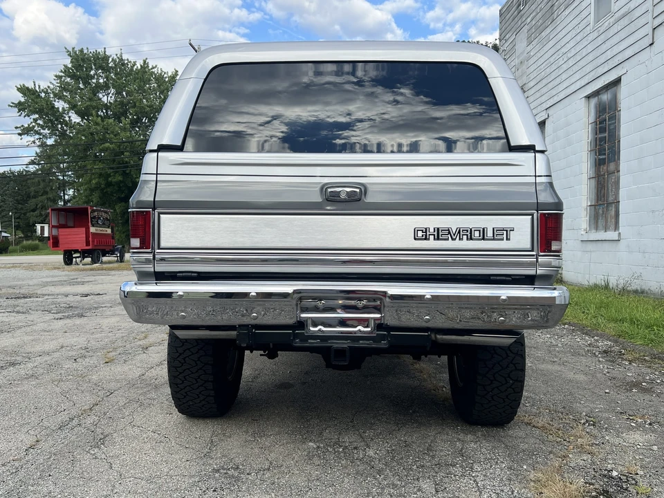 1987 Chevrolet K5 Blazer 2nd Gen - Image 19 of 31