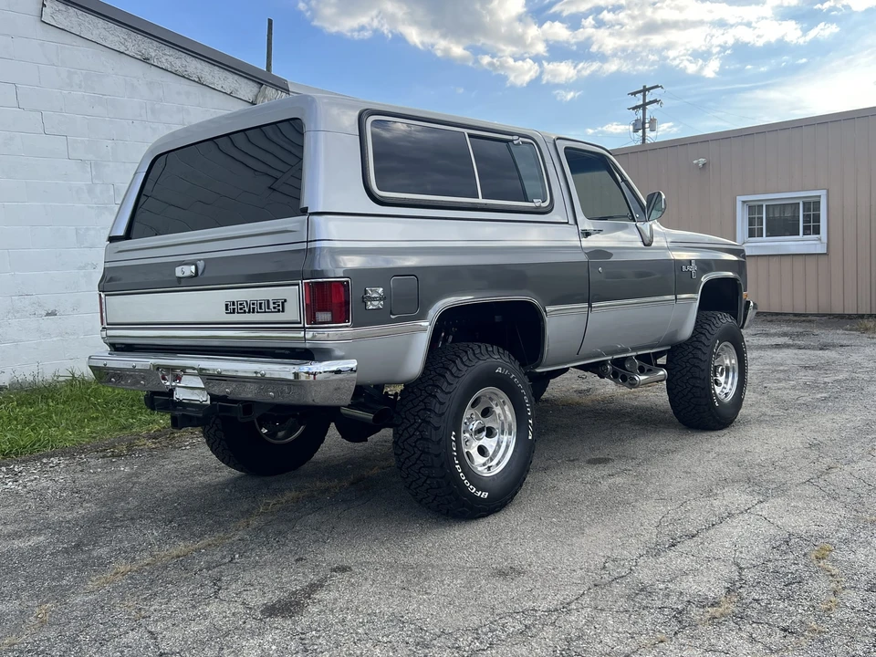 1987 Chevrolet K5 Blazer 2nd Gen - Image 22 of 31