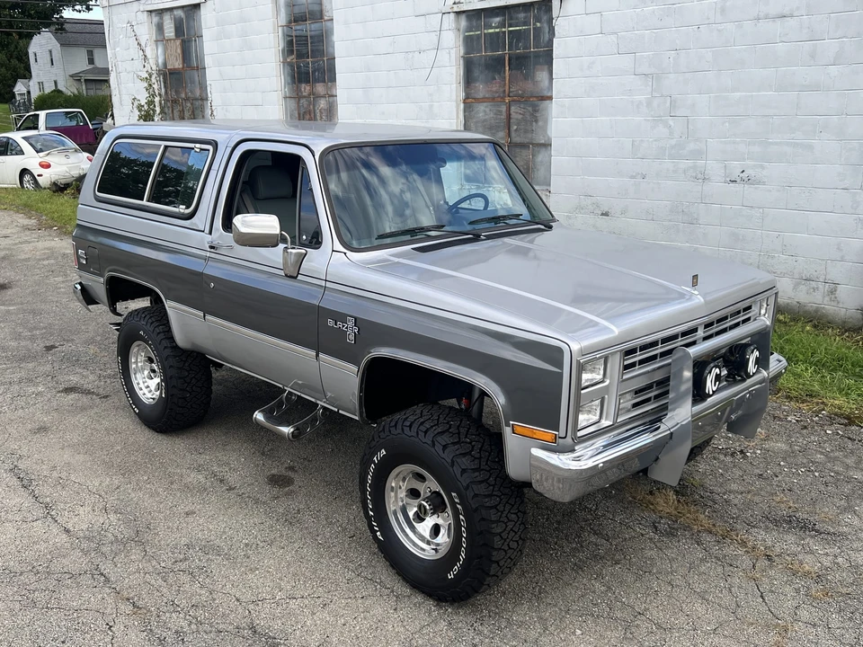 1987 Chevrolet K5 Blazer 2nd Gen - Image 29 of 31