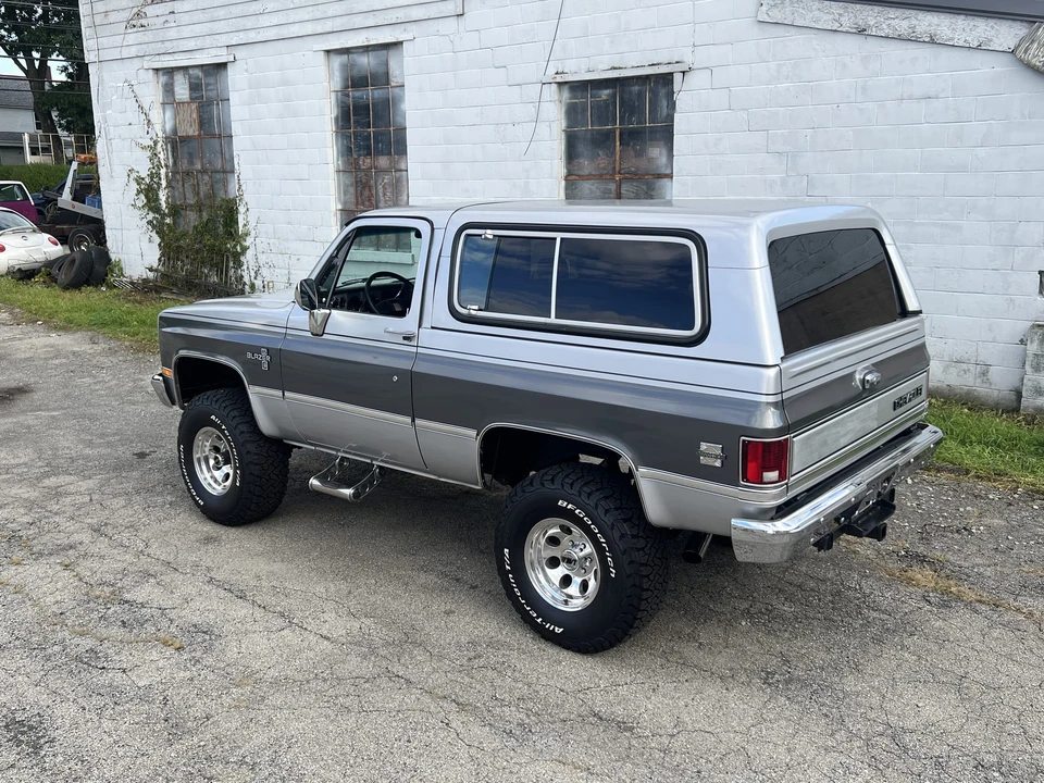 1987 Chevrolet K5 Blazer 2nd Gen - Image 10 of 31