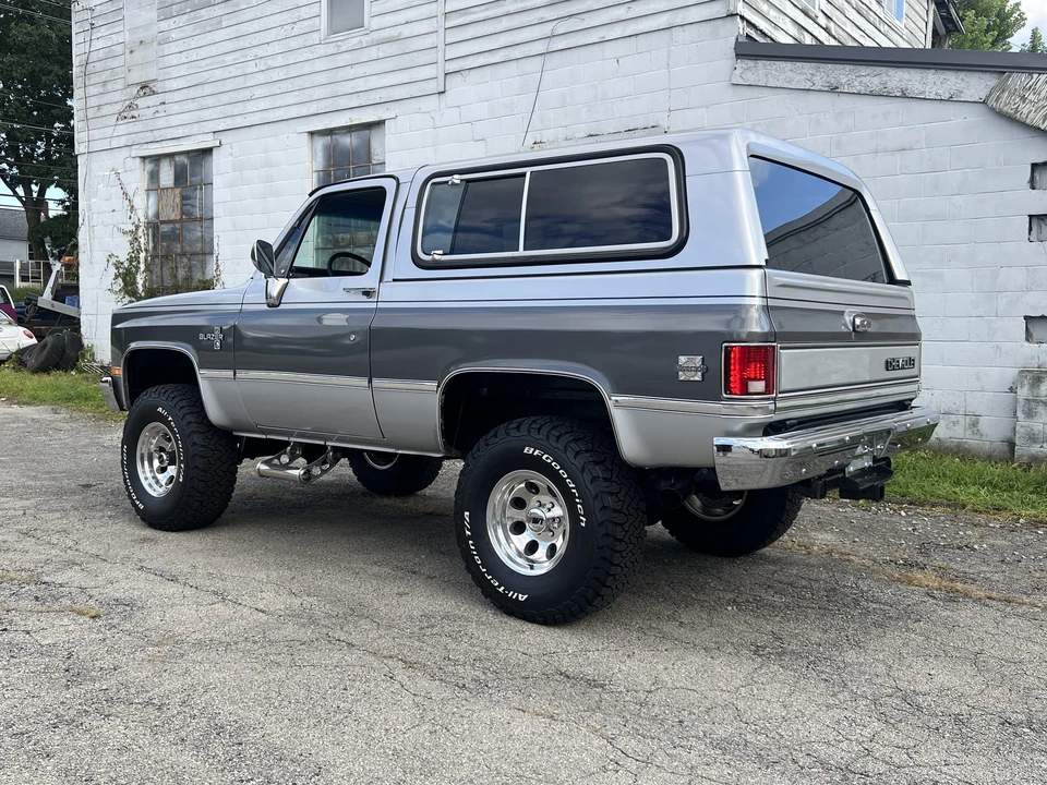 1987 Chevrolet K5 Blazer 2nd Gen - Image 13 of 31