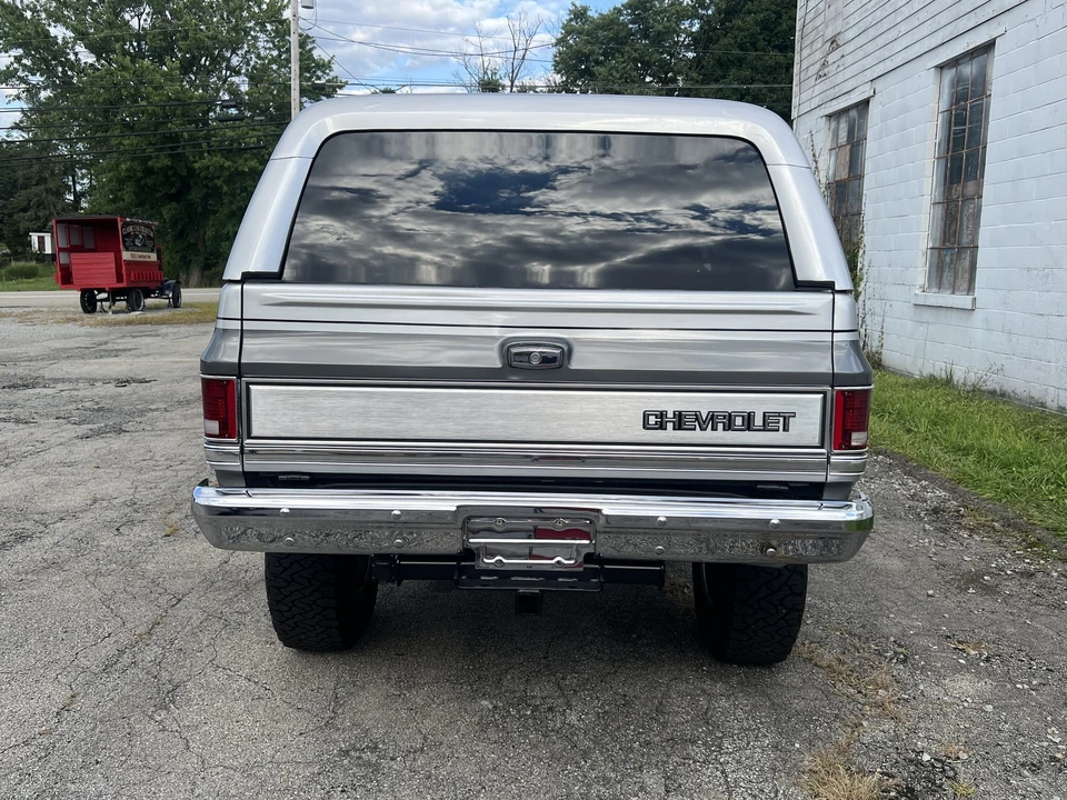 1987 Chevrolet K5 Blazer 2nd Gen - Image 18 of 31