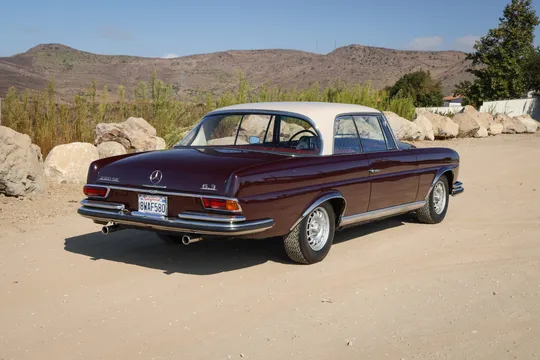 1964 Mercedes-Benz W111 Coupe - Image 4 of 31