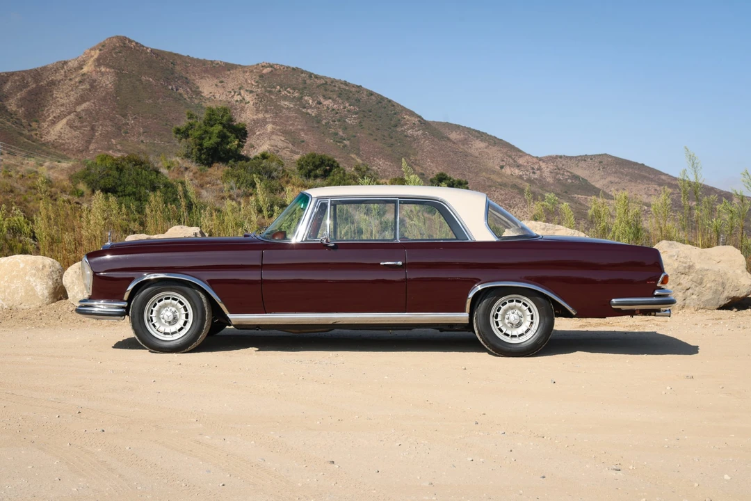 1964 Mercedes-Benz W111 Coupe - Image 5 of 31