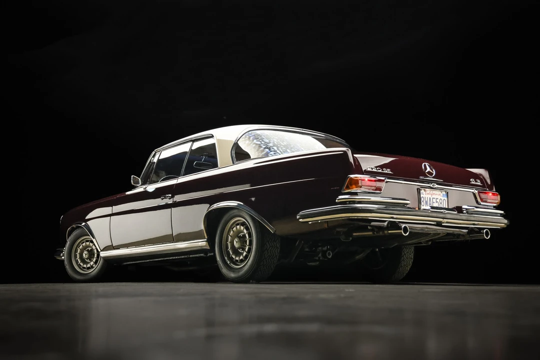 1964 Mercedes-Benz W111 Coupe - Image 28 of 31