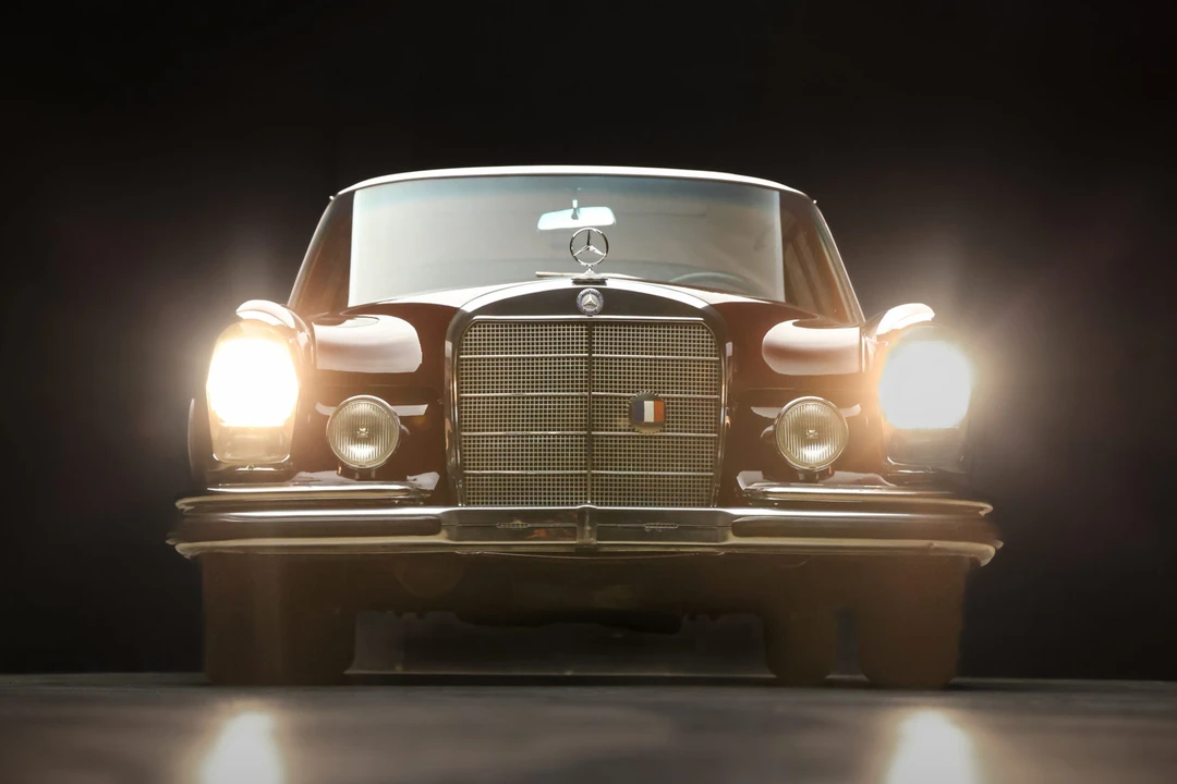 1964 Mercedes-Benz W111 Coupe - Image 11 of 31