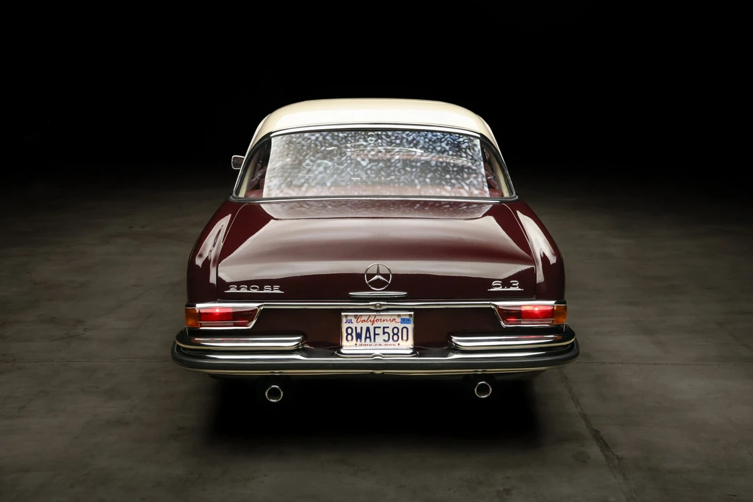1964 Mercedes-Benz W111 Coupe - Image 24 of 31