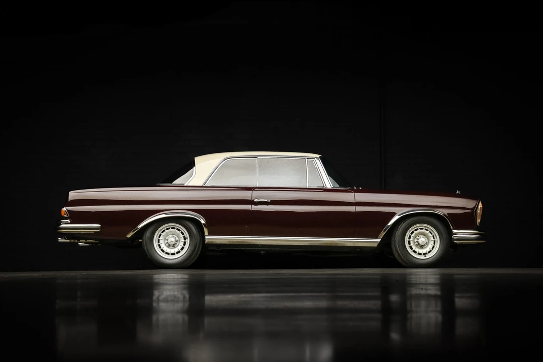 1964 Mercedes-Benz W111 Coupe - Image 19 of 31
