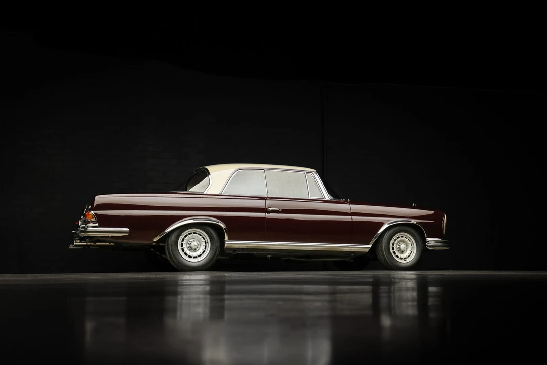 1964 Mercedes-Benz W111 Coupe - Image 20 of 31