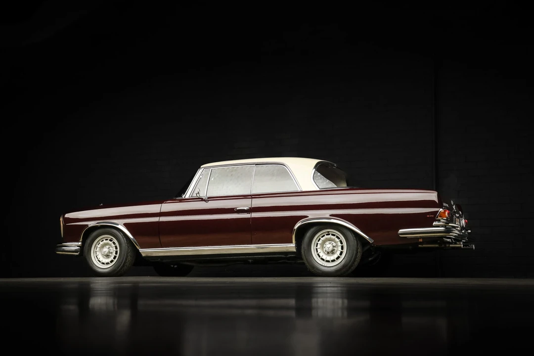 1964 Mercedes-Benz W111 Coupe - Image 31 of 31