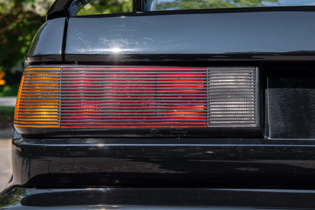 1990 Aston Martin Virage - Image 26 of 31