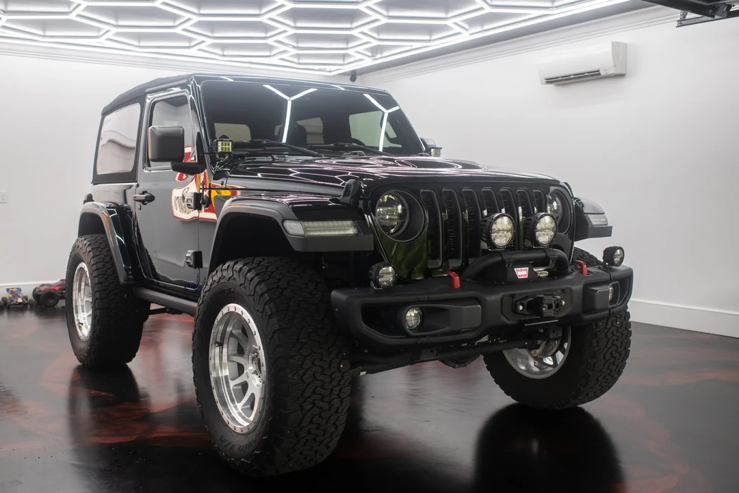 2019 Jeep JL Wrangler - Image 2 of 31
