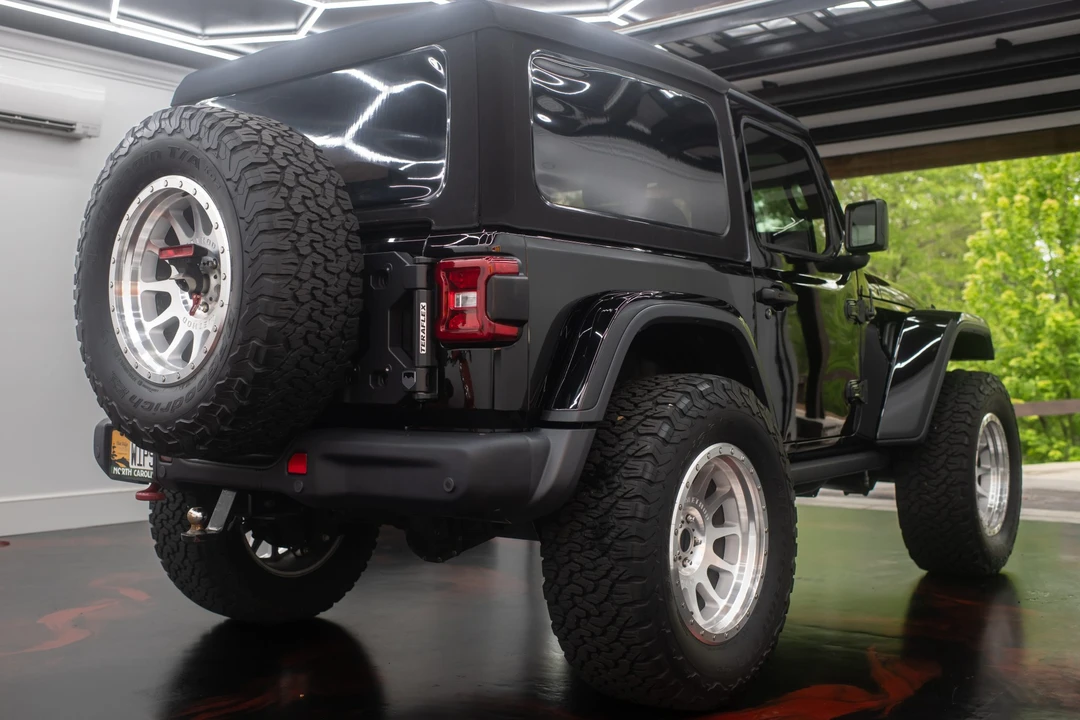 2019 Jeep JL Wrangler - Image 26 of 31