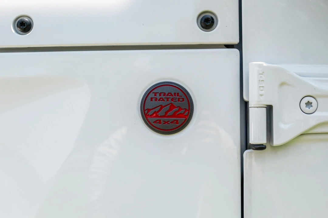 2020 Jeep JT Gladiator - Image 18 of 31