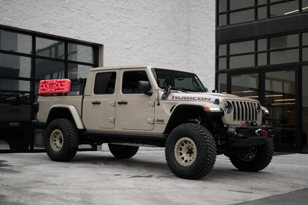2020 Jeep JT Gladiator - Image 14 of 31