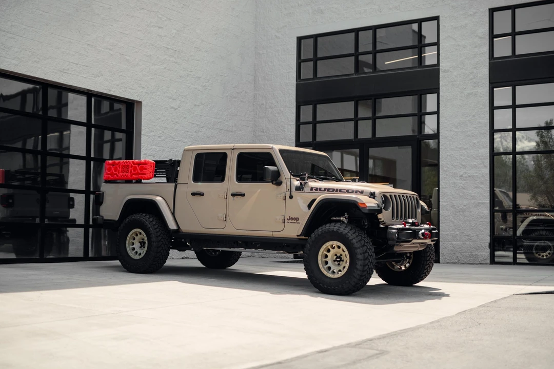 2020 Jeep JT Gladiator - Image 11 of 31