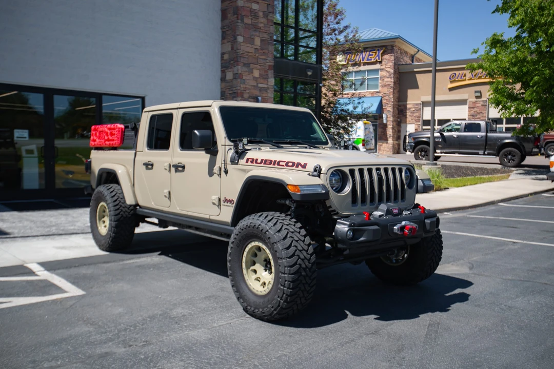 2020 Jeep JT Gladiator - Image 15 of 31