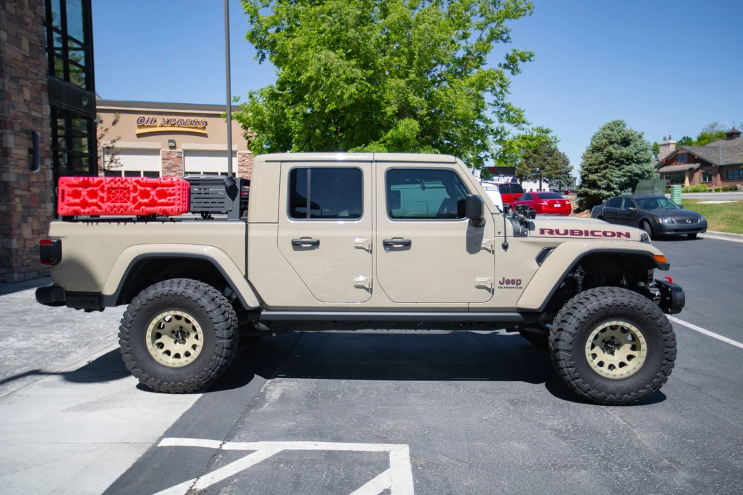 2020 Jeep JT Gladiator - Image 8 of 31