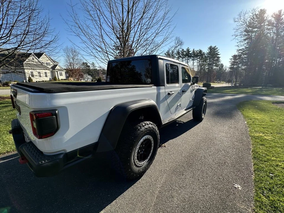 2020 Jeep JT Gladiator - Image 12 of 31
