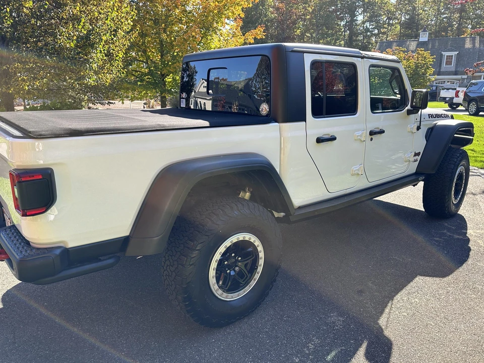 2020 Jeep JT Gladiator - Image 9 of 31