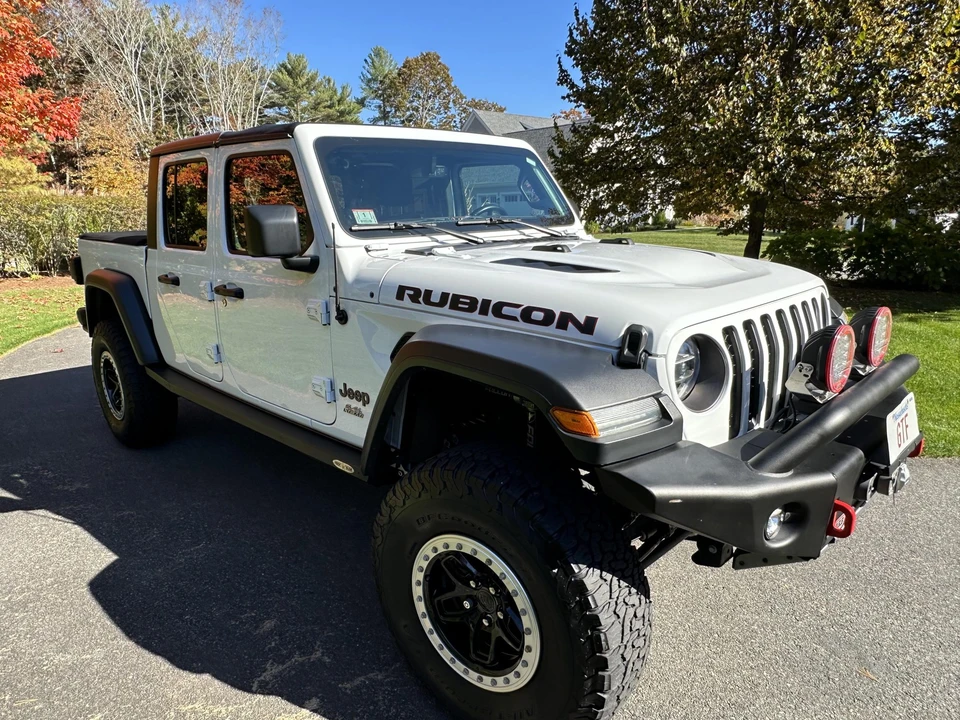 2020 Jeep JT Gladiator - Image 2 of 31