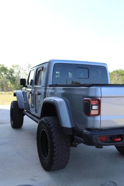 2020 Jeep JT Gladiator - Image 13 of 31