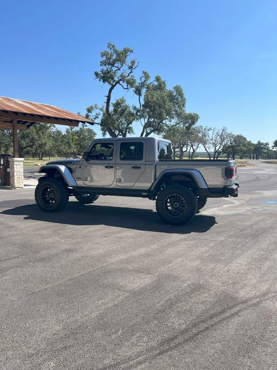 2020 Jeep JT Gladiator - Image 7 of 31