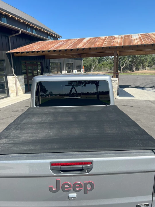 2020 Jeep JT Gladiator - Image 17 of 31
