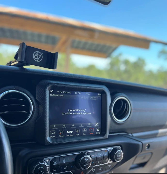 2020 Jeep JT Gladiator - Image 27 of 31