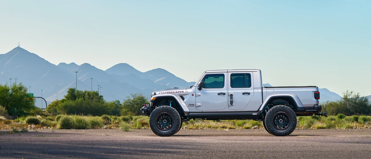 2020 Jeep JT Gladiator - Image 11 of 31