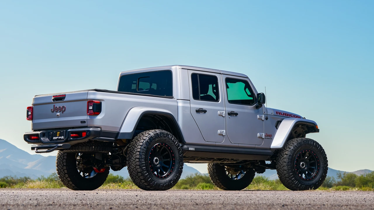2020 Jeep JT Gladiator - Image 18 of 31