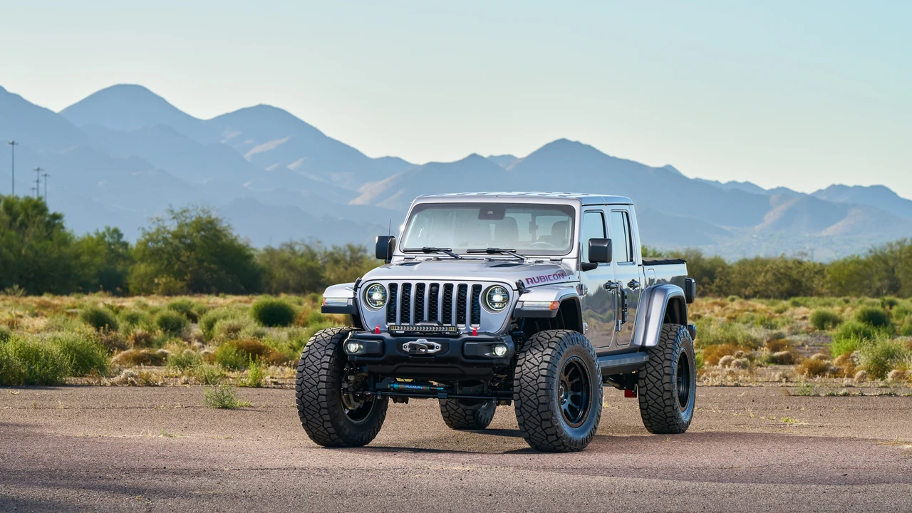 2020 Jeep JT Gladiator - Image 2 of 31