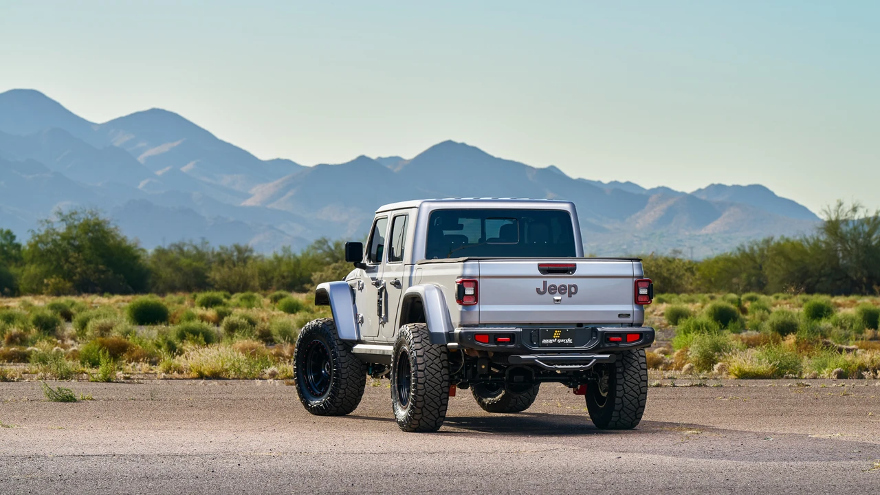 2020 Jeep JT Gladiator - Image 22 of 31