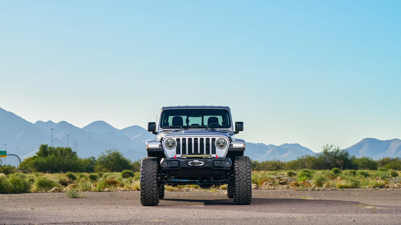 2020 Jeep JT Gladiator - Image 9 of 31