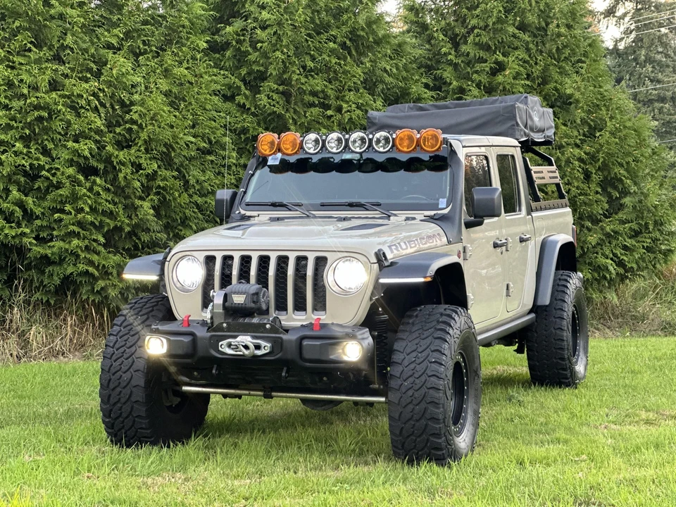 2022 Jeep JT Gladiator - Image 2 of 31