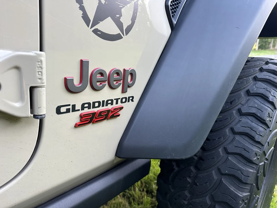 2022 Jeep JT Gladiator - Image 23 of 31