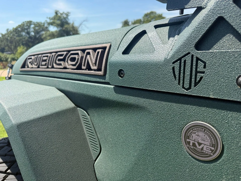 2025 Jeep JT Gladiator - Image 13 of 31