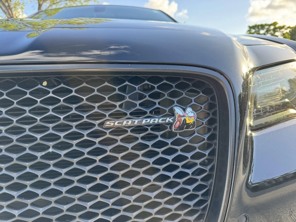 2015 Chrysler 300 (2005-2023) - Image 15 of 31
