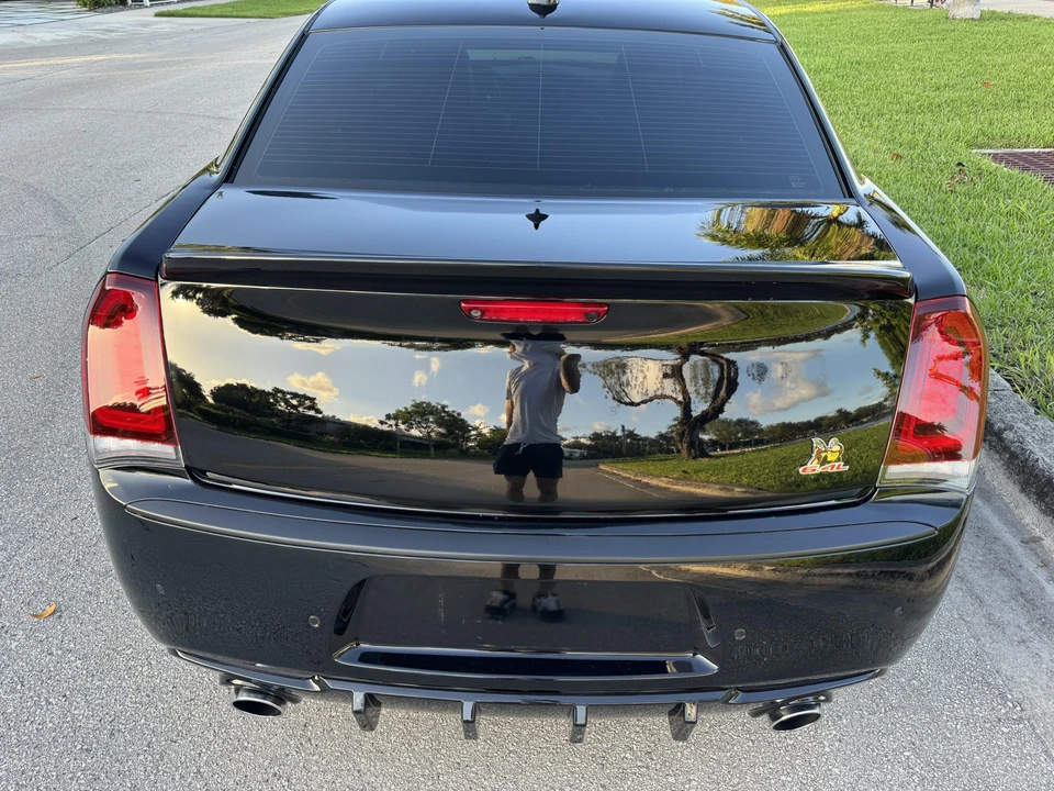 2015 Chrysler 300 (2005-2023) - Image 22 of 31