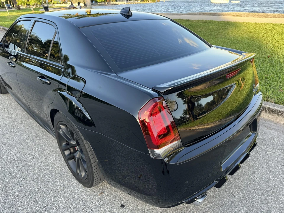 2015 Chrysler 300 (2005-2023) - Image 21 of 31