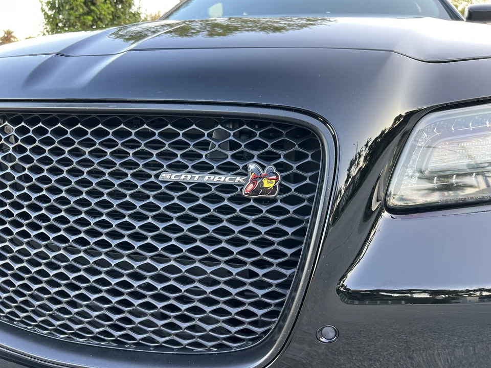2015 Chrysler 300 (2005-2023) - Image 14 of 31