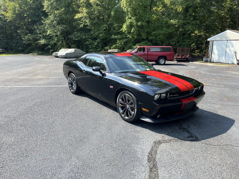 2013 Dodge Challenger SRT8 & 392 3rd Gen - Image 3 of 31