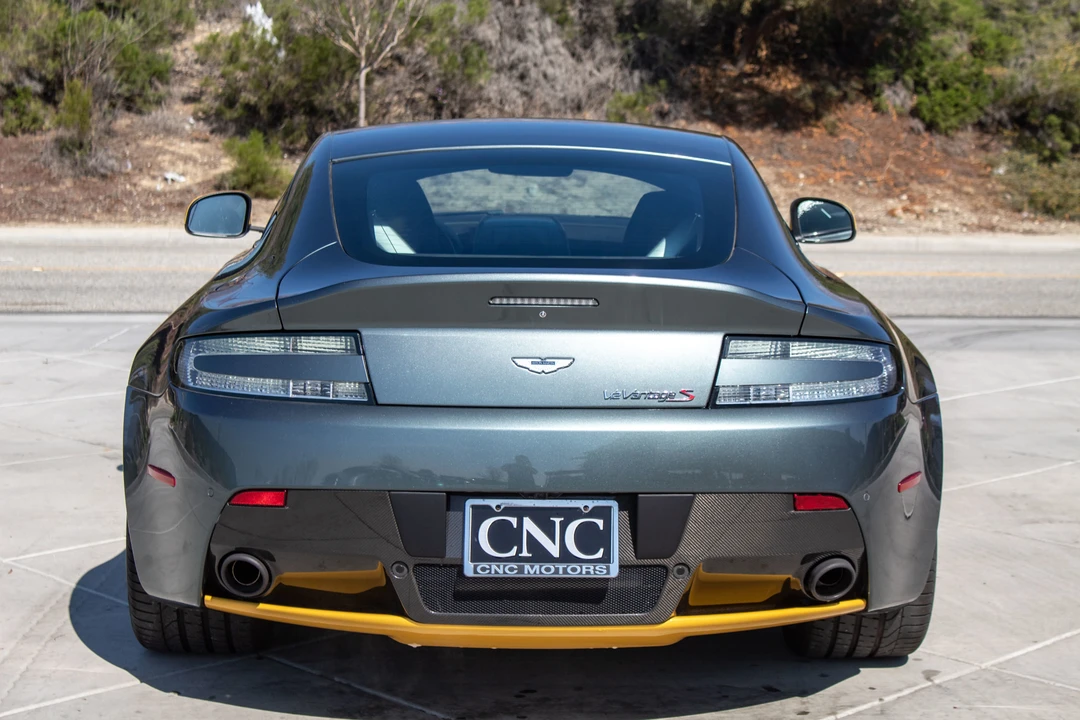 2017 Aston Martin V12 Vantage (2010-2018) - Image 11 of 31
