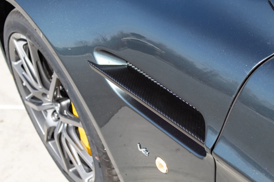2017 Aston Martin V12 Vantage (2010-2018) - Image 31 of 31