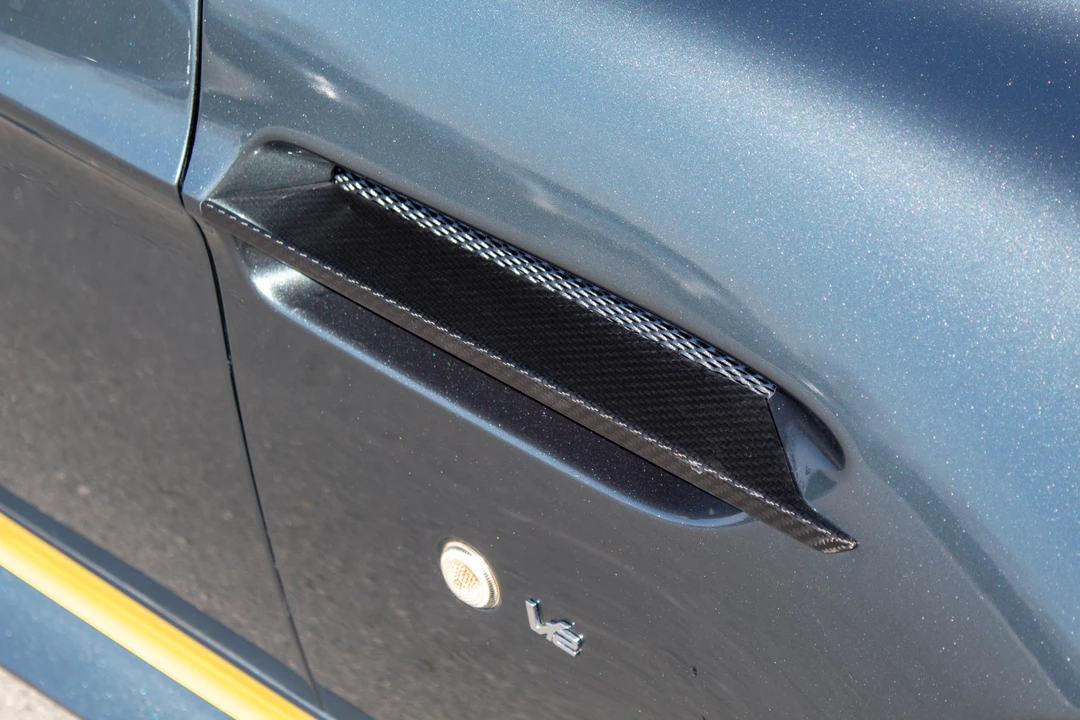 2017 Aston Martin V12 Vantage (2010-2018) - Image 30 of 31