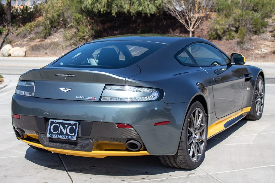 2017 Aston Martin V12 Vantage (2010-2018) - Image 14 of 31